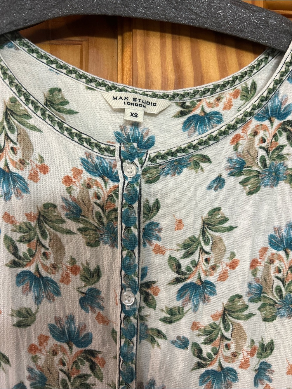 Max Studio Cream Maxi Dress with Green & Blue Floral Print - Picture 4 of 5
